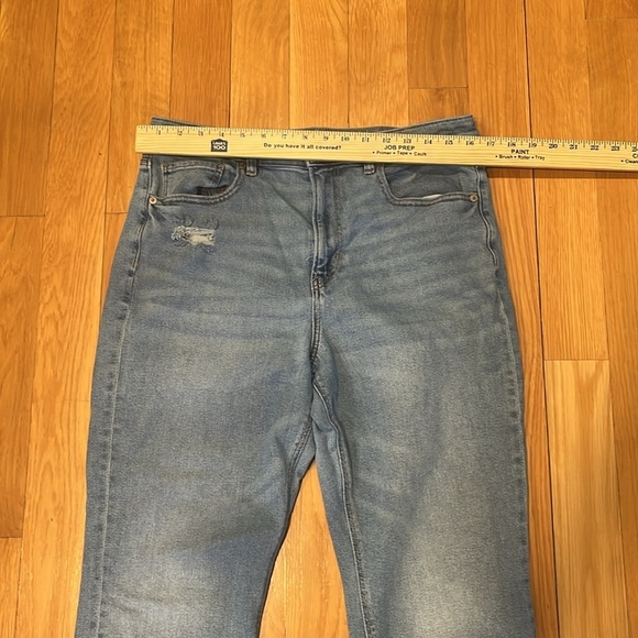 American Eagle outfitters women’s lightly distressed mom jeans size 12 shorts . - Picture 2 of 9